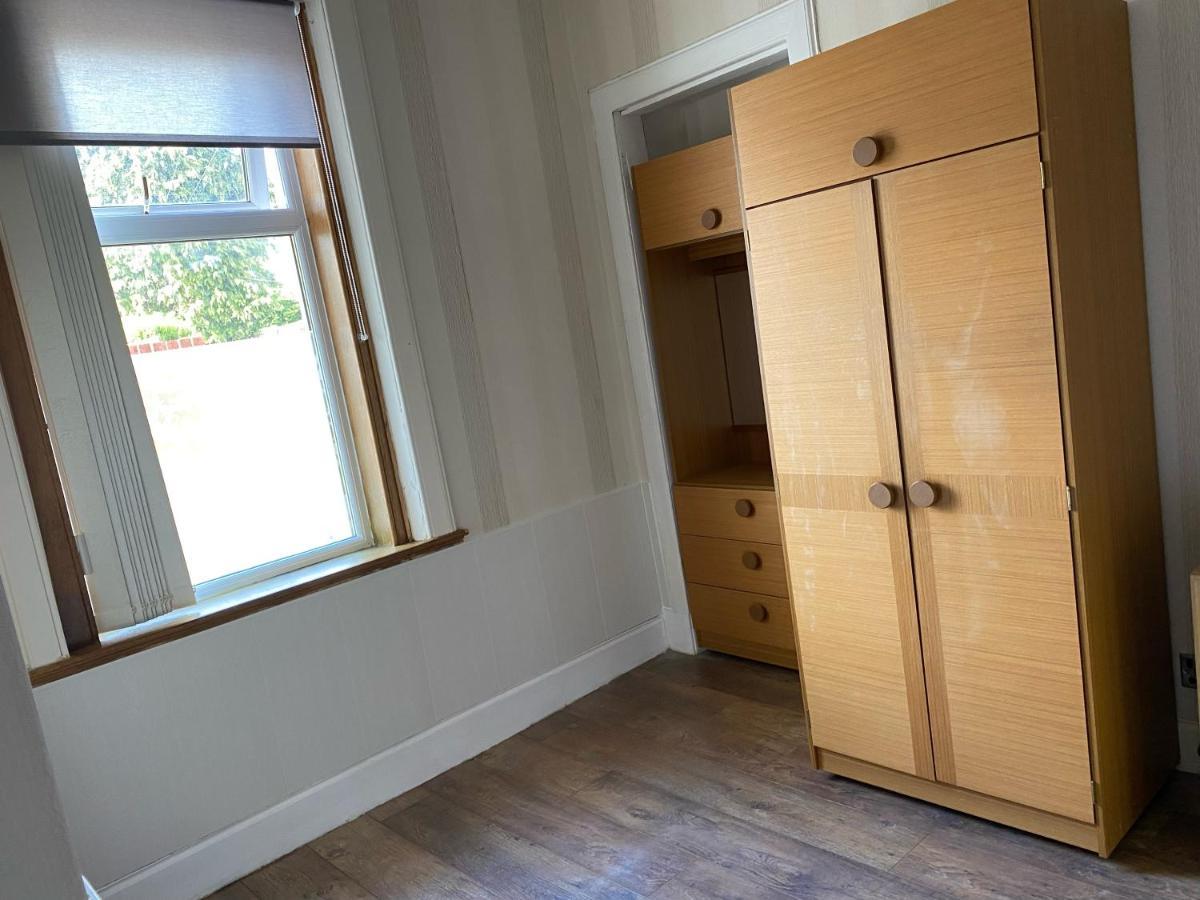 布罗克斯本1 Bed In The Outskirts Of Edinburgh, Free Wifi & Street Parking, Self-Catering公寓 外观 照片